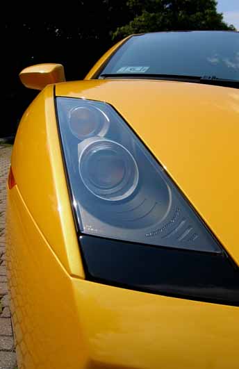 06_lamborghini_gallardo_24_thumbnail.jpg